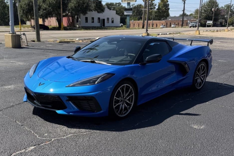 2025 Chevrolet Corvette C8 sold for $70,001