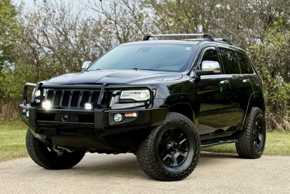 2016 Jeep WK2 Grand Cherokee sold for $18,500