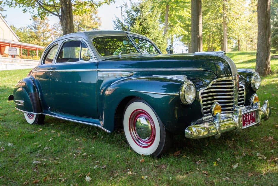 1941 Buick Super sold for $24,250
