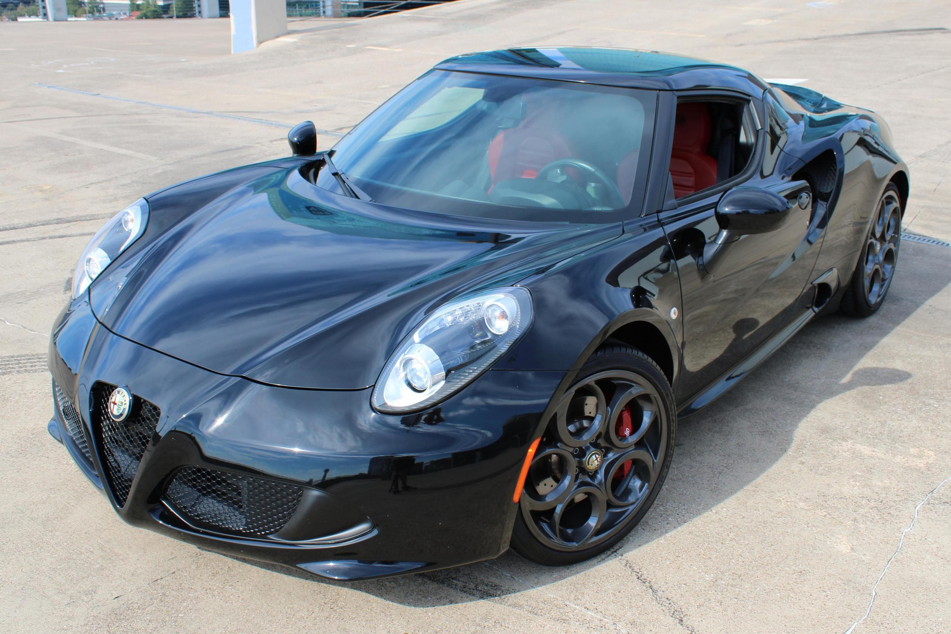 2015 Alfa Romeo 4C sold for $38,500