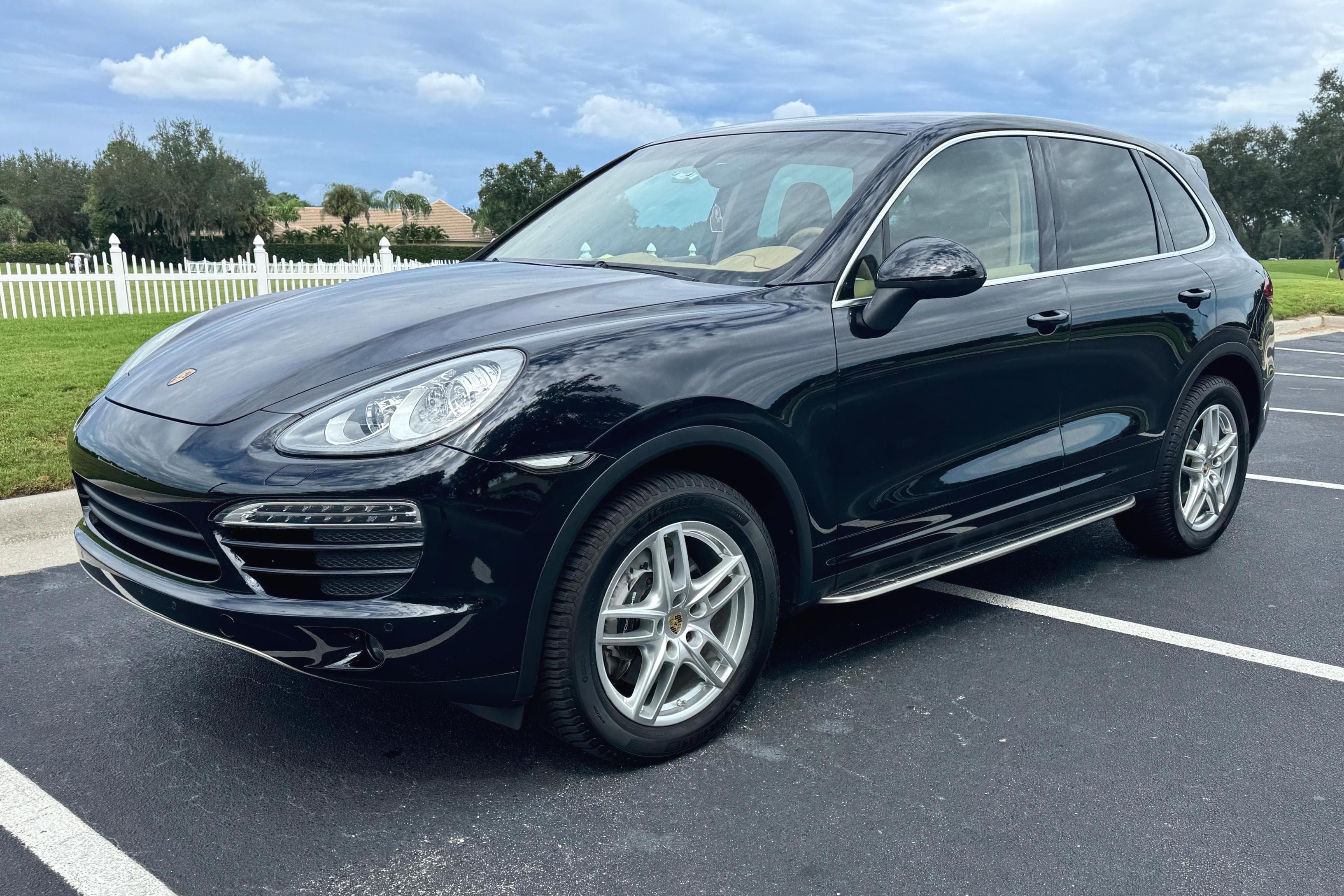 2014 Porsche Cayenne sold for $42,000