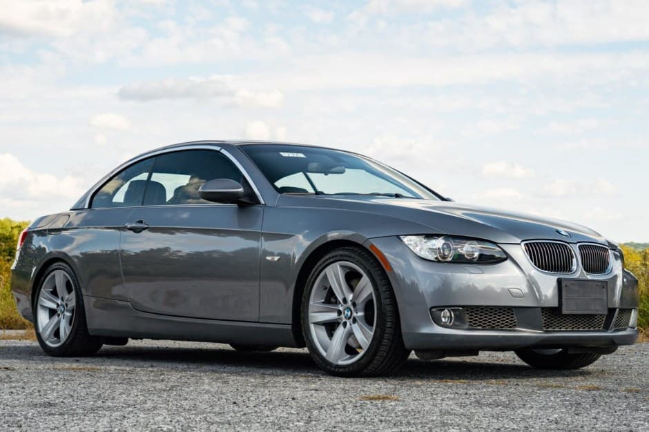 2009 BMW E92/E93 3-Series Coupe & Convertible sold for $16,000