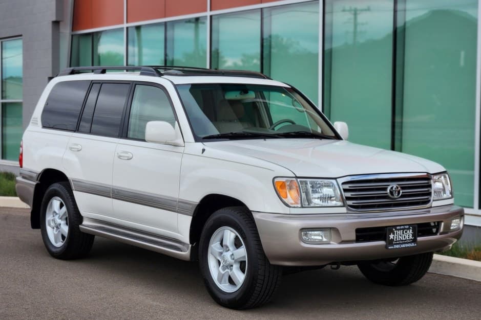 2004 Toyota Land Cruiser 100-Series sold for $52,500