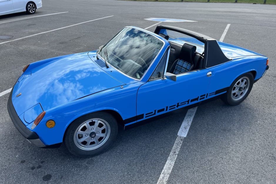 1975 Porsche 914 1.7/1.8/2.0 sold for $19,500