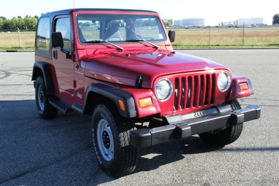 1998 Jeep Wrangler TJ (1997-2006) sold for $5,600