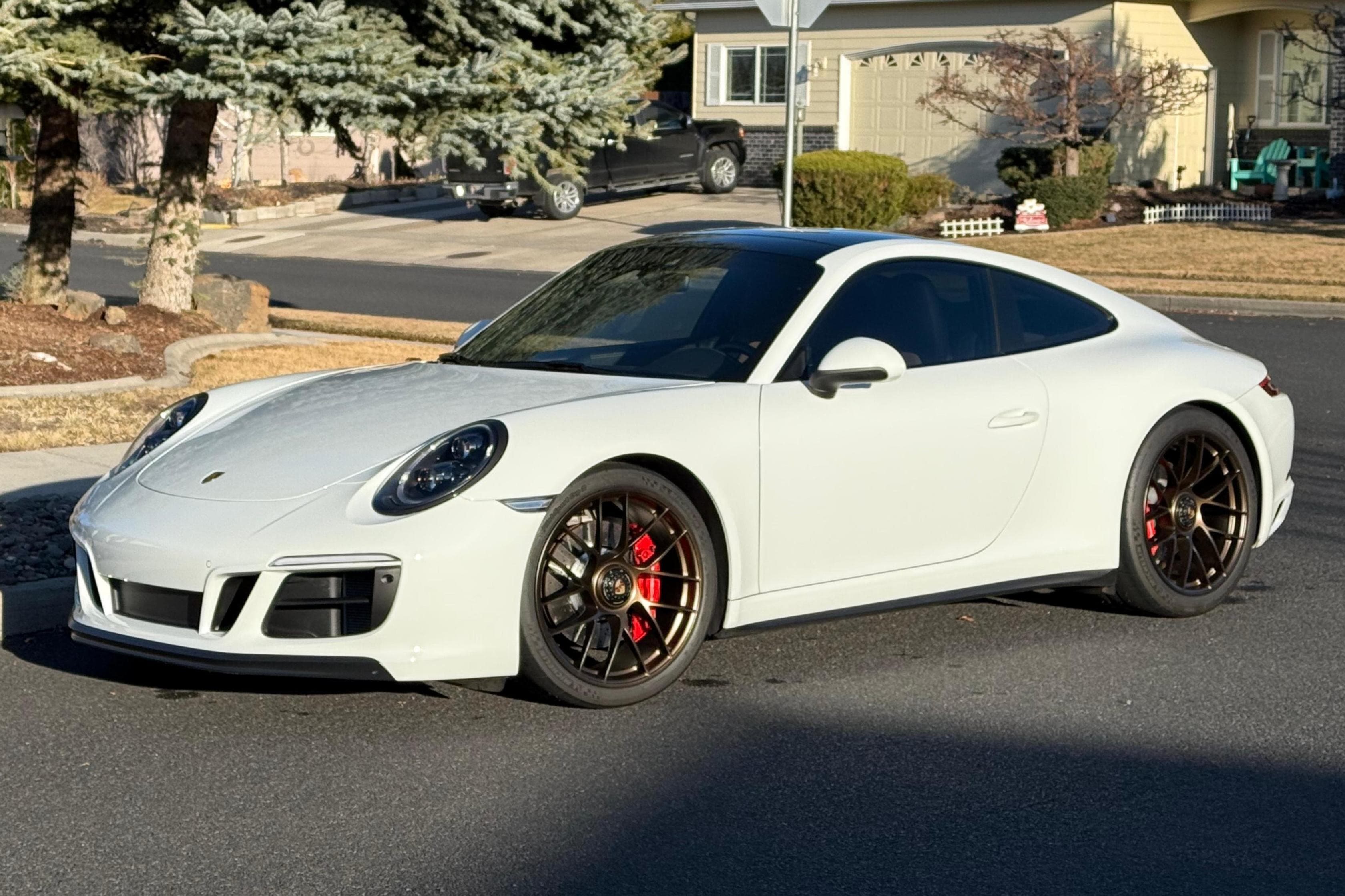 2019 Porsche 991 911 sold for $128,500