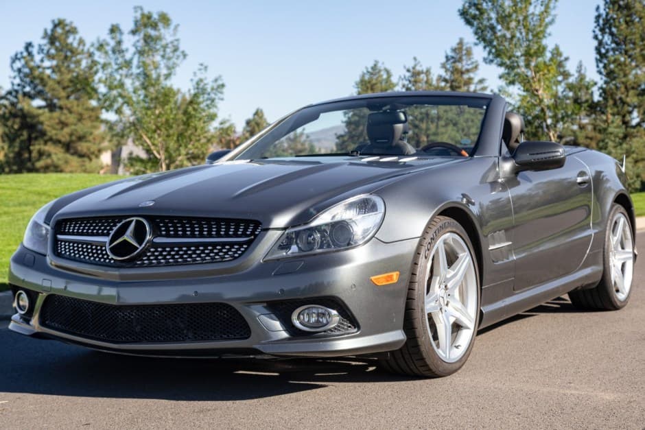2009 Mercedes-Benz R230 SL sold for $21,251
