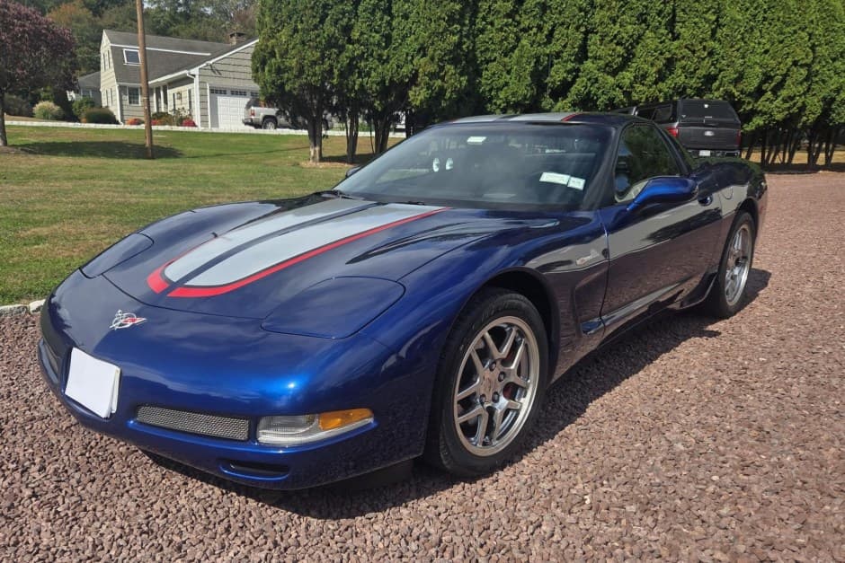 2004 Chevrolet Corvette C5 Commemorative Edition sold for $35,250