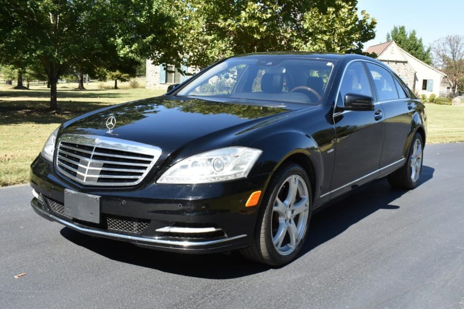 2012 Mercedes-Benz W221 S-Class sold for $13,000