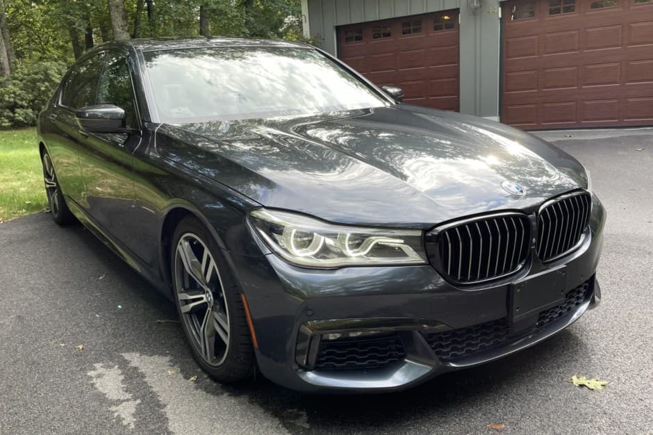 2018 BMW G11/G12 7-Series sold for $20,250