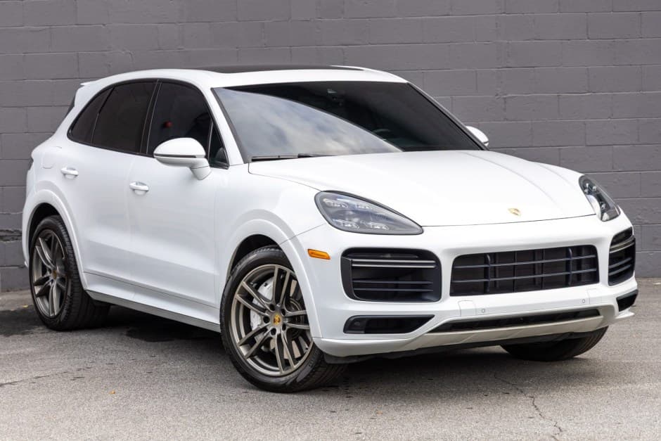 2019 Porsche 9Y0/9Y3 Cayenne (2019-) sold for $53,500