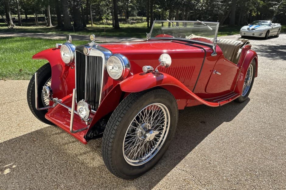 1949 MG TC sold for $25,000
