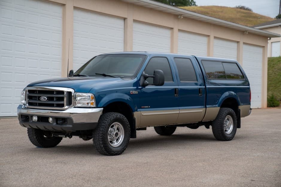 2000 Ford Super Duty 1999-2007 sold for $16,500