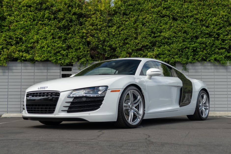 2009 Audi R8 V8 (Type 42) sold for $69,999