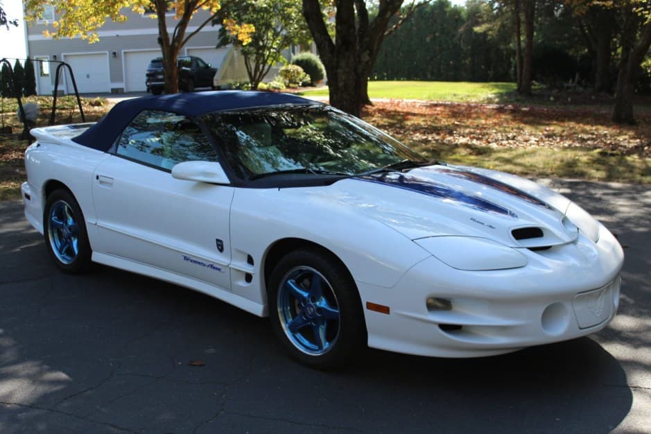 1999 Pontiac Firebird (1993-2002) sold for $42,200