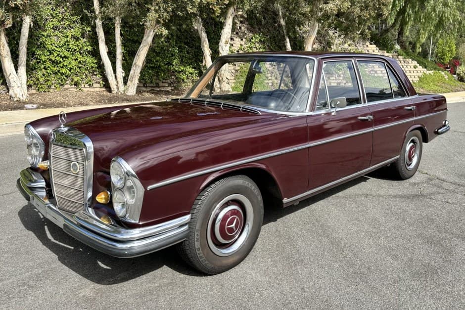 1967 Mercedes-Benz W108 & W109 sold for $8,100
