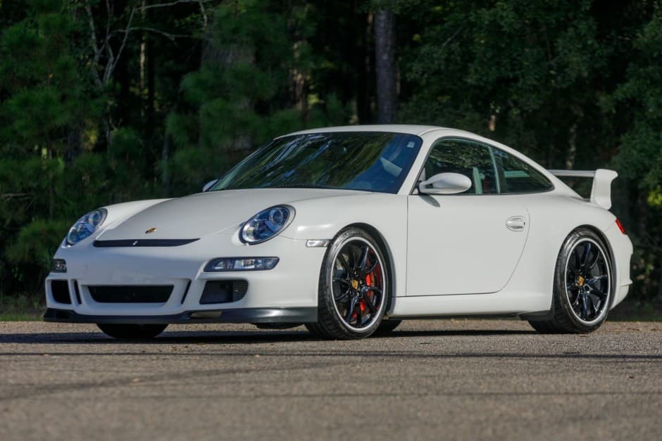 2007 Porsche 997 GT3 sold for $146,997
