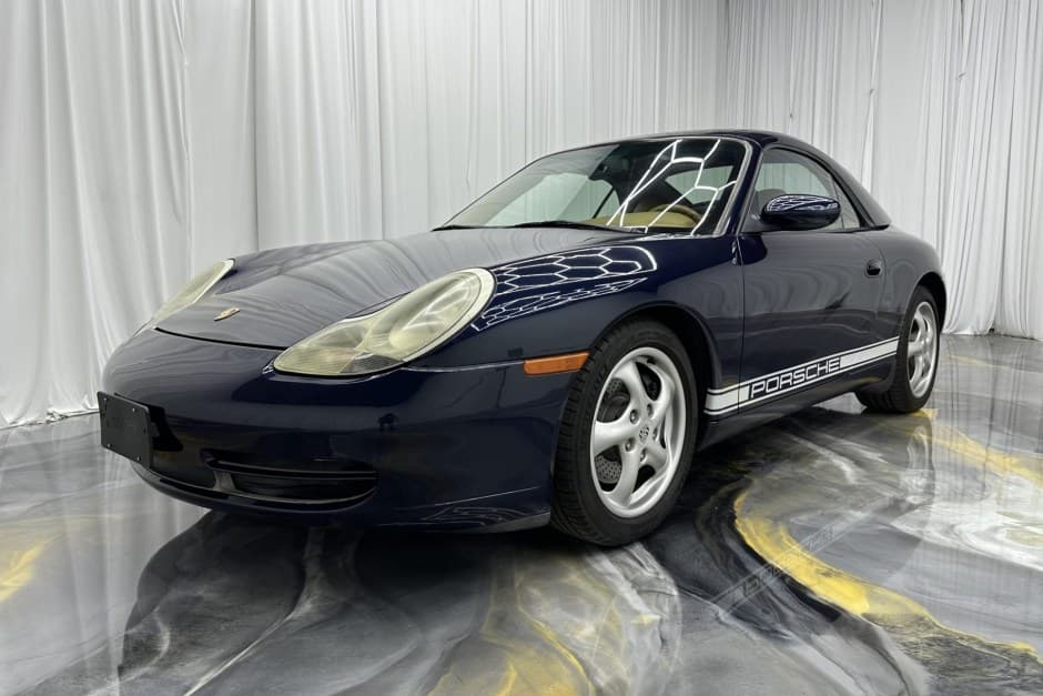 2000 Porsche 996 911 (Non-Turbo/GT2/GT3) sold for $25,250