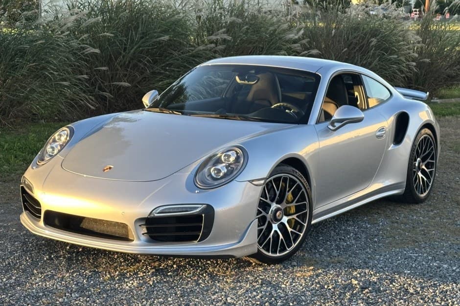 2015 Porsche 991 Turbo sold for $111,000
