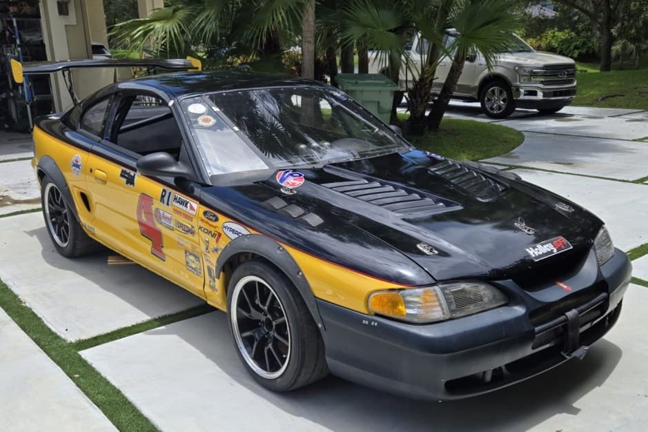 1997 Ford Mustang SN95 1994-2004 sold for $7,000
