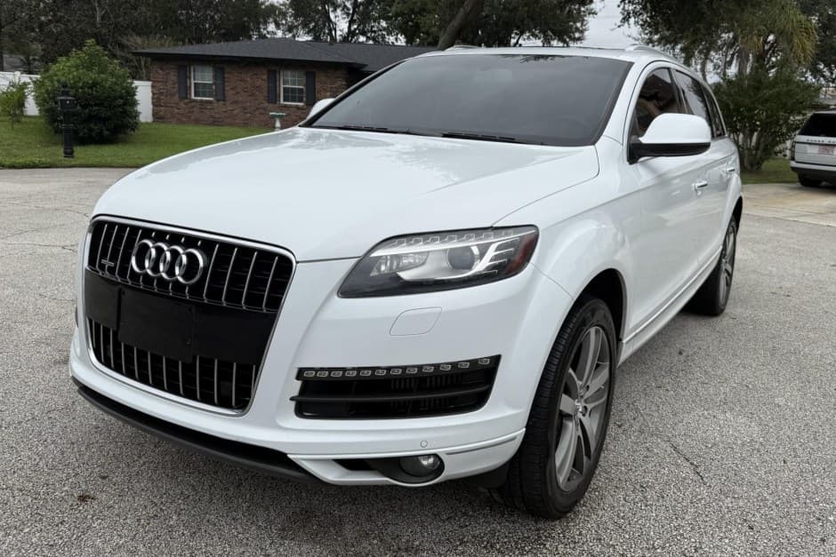 2015 Audi Q7 sold for $12,500