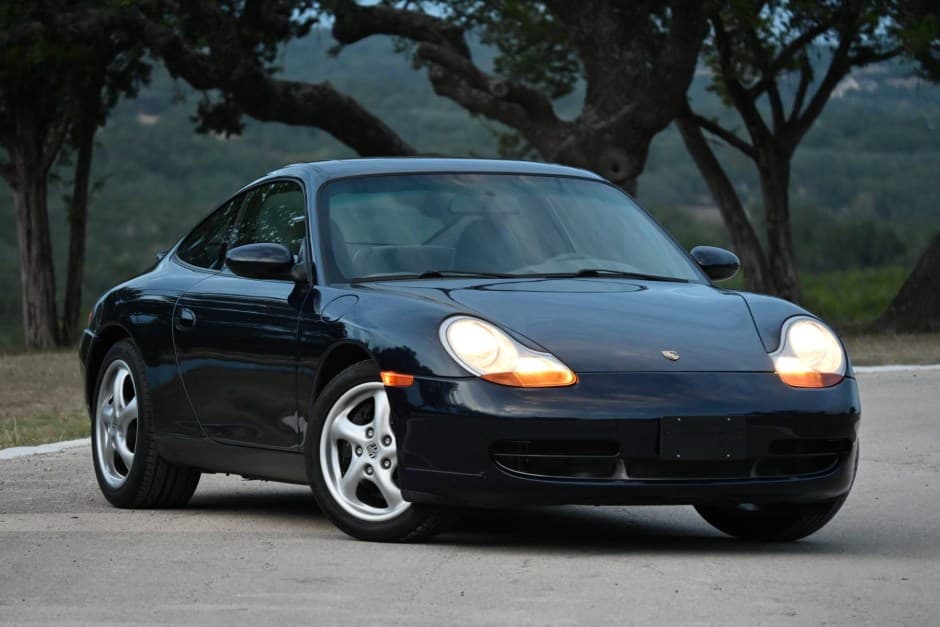 1999 Porsche 996 911 (Non-Turbo/GT2/GT3) sold for $22,500