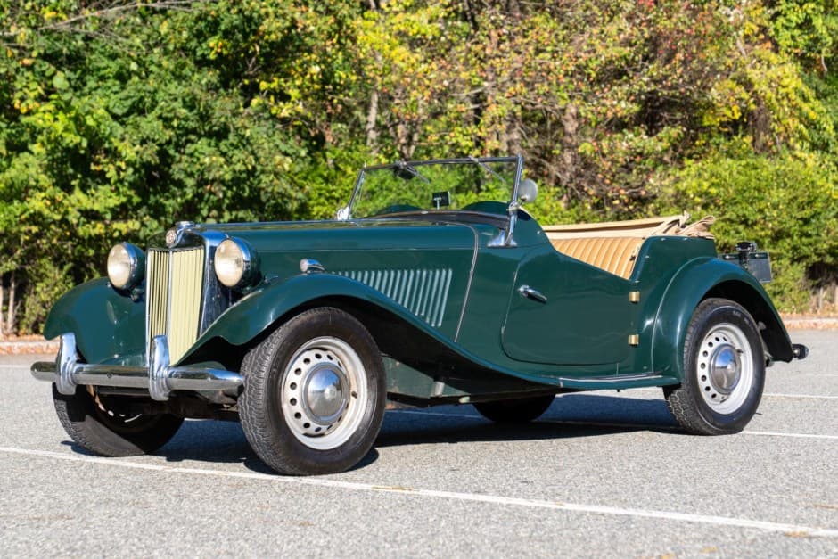 1952 MG TD sold for $12,500