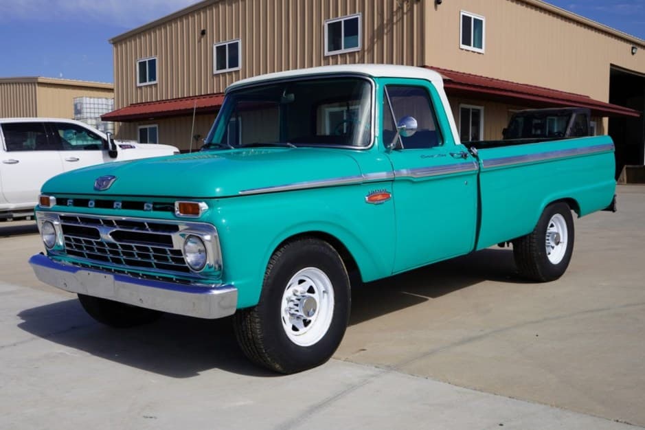 1966 Ford F-Series 1961-1966 sold for $10,250