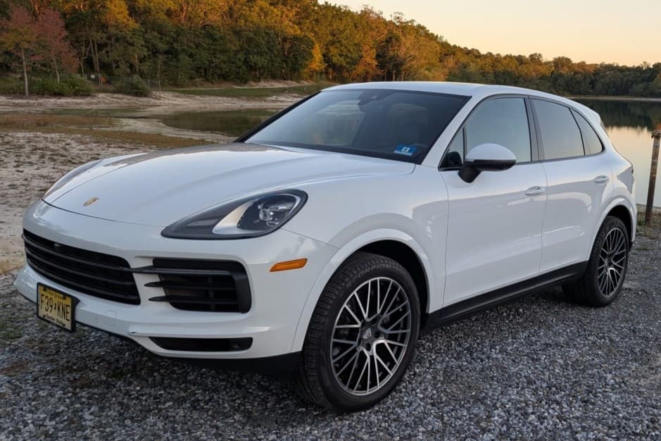 2019 Porsche 9Y0/9Y3 Cayenne (2019-) sold for $38,750
