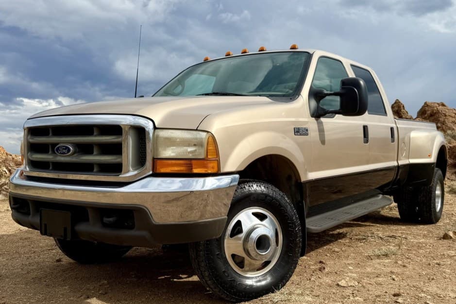 1999 Ford Super Duty 1999-2007 sold for $16,250