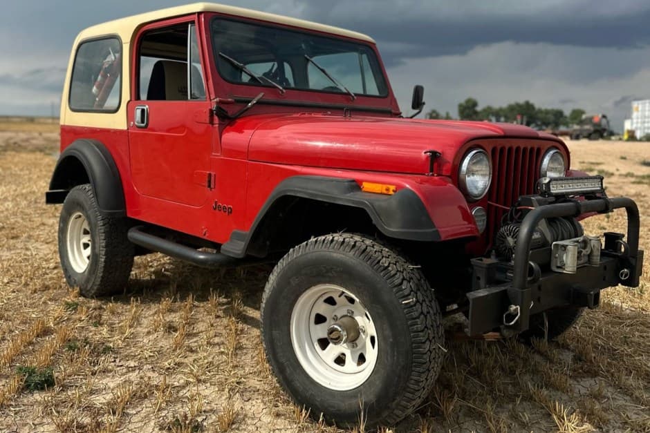 1984 Jeep CJ-7 sold for $10,500