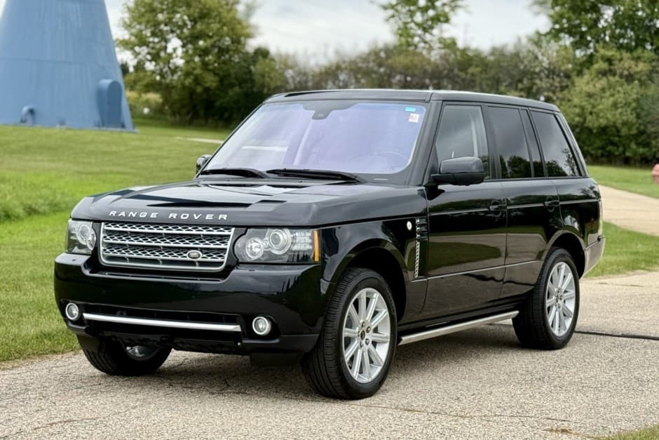 2012 Land Rover Range Rover L322 sold for $24,000