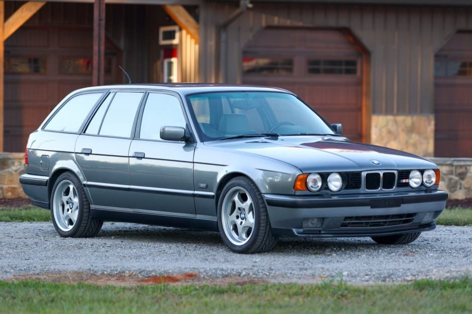 1993 BMW E34 M5 sold for $45,750