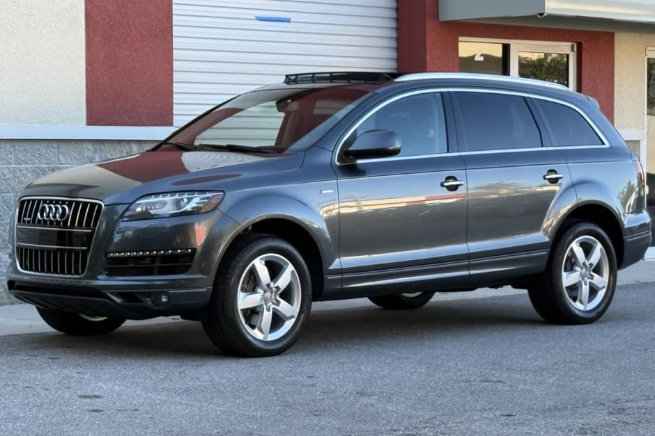 2015 Audi Q7 sold for $13,050