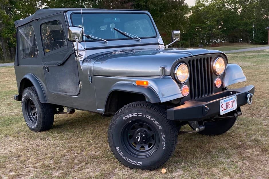 1982 Jeep CJ-7 sold for $9,900