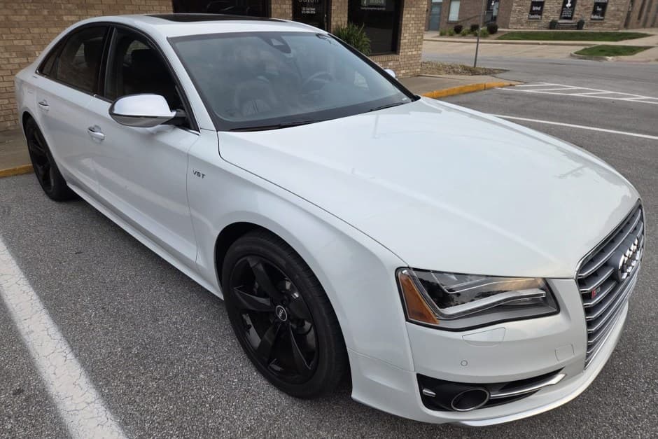 2014 Audi S8 sold for $40,000