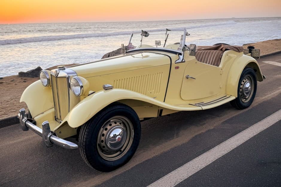 1953 MG TD sold for $19,250