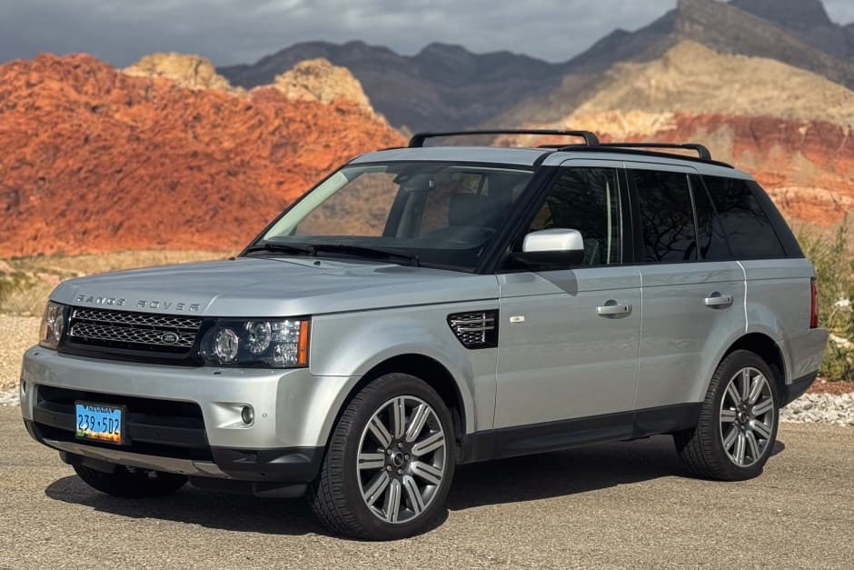 2012 Land Rover Range Rover Sport L320 sold for $33,000