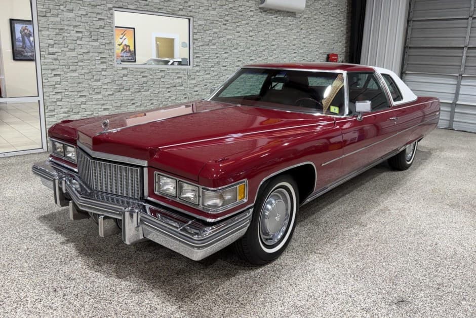 1975 Cadillac DeVille sold for $17,575