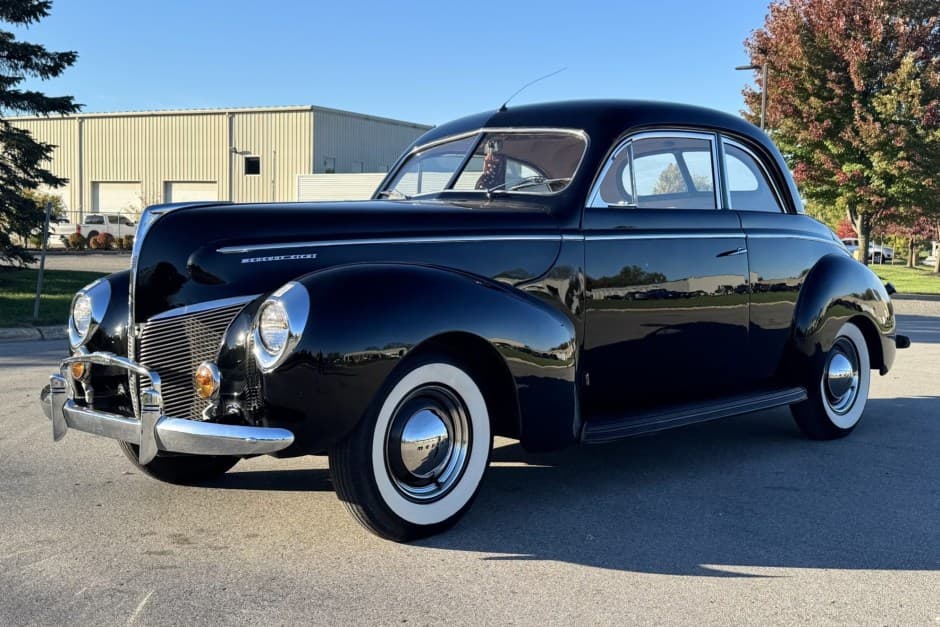 1940 Mercury Eight sold for $17,500