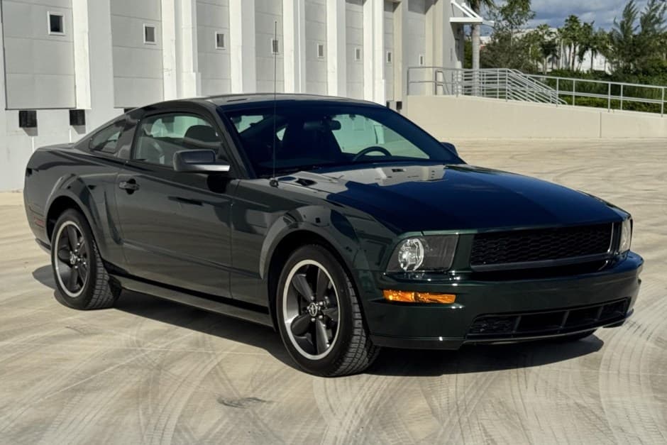 2008 Ford Mustang S197 2005-2014 sold for $30,000