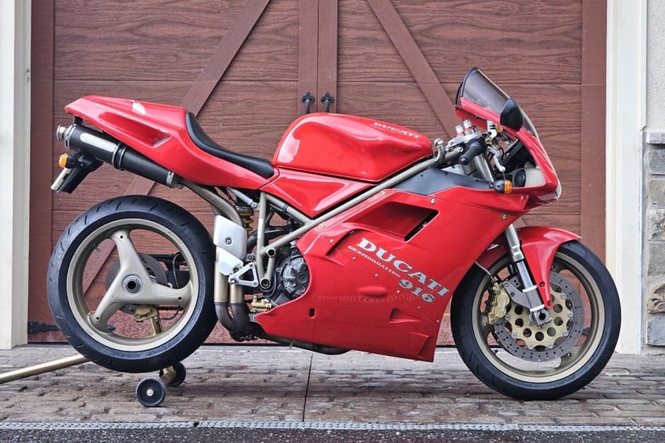 1995 Ducati 916 sold for $10,000