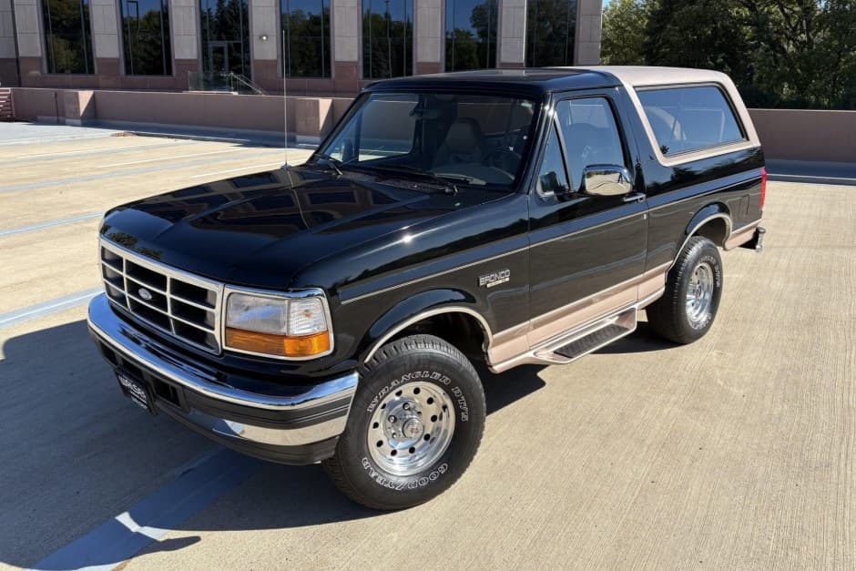 1996 Ford Bronco 4th-5th Generations 1987-1996 sold for $37,000