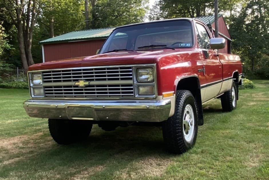 1984 Chevrolet C/K (1973-1991) sold for $32,500