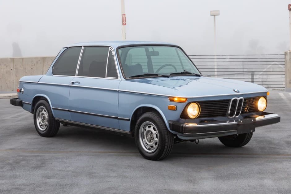 1976 BMW 2002 sold for $11,000