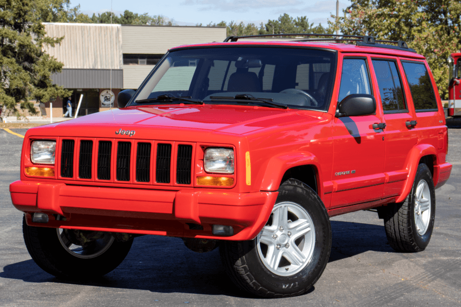 2001 Jeep XJ Cherokee sold for $19,760