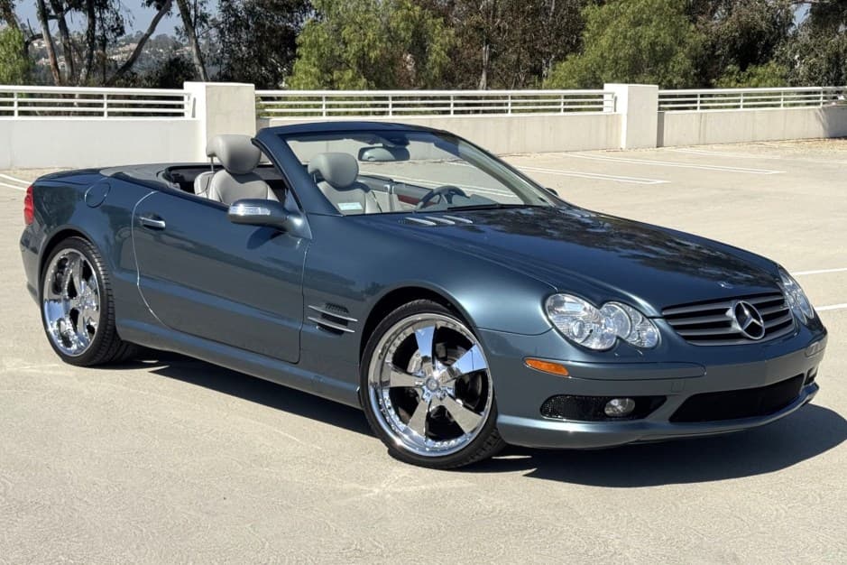 2005 Mercedes-Benz R230 SL sold for $13,750