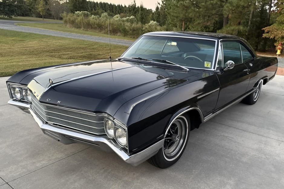 1966 Buick LeSabre sold for $10,250