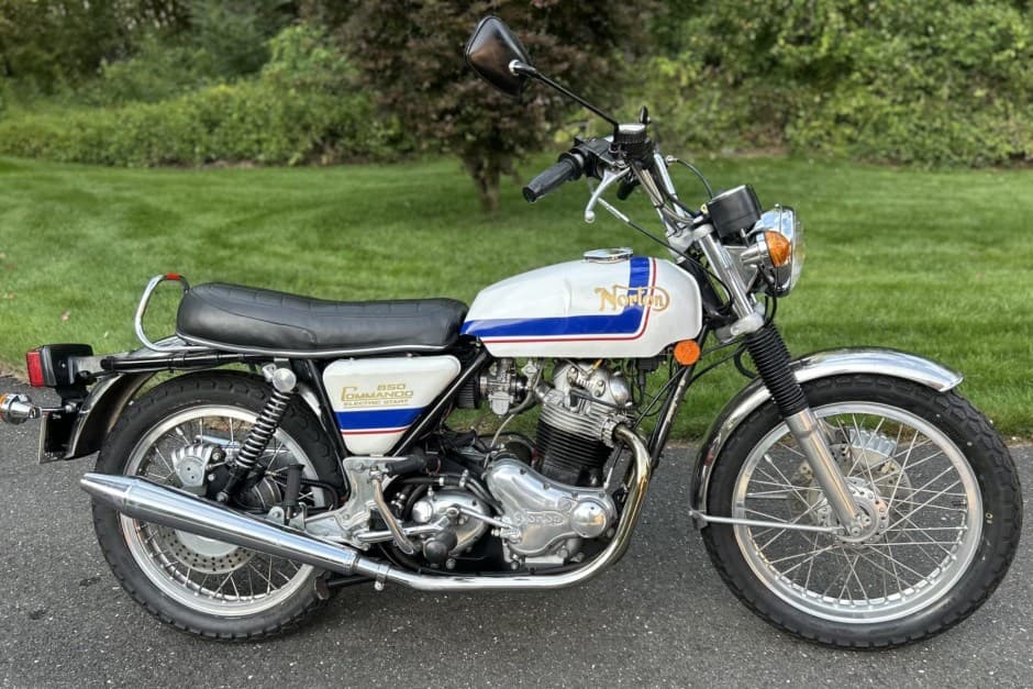 1975 Norton Commando sold for $10,500