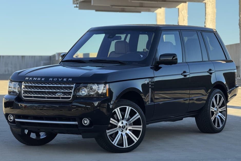 2012 Land Rover Range Rover L322 sold for $21,000